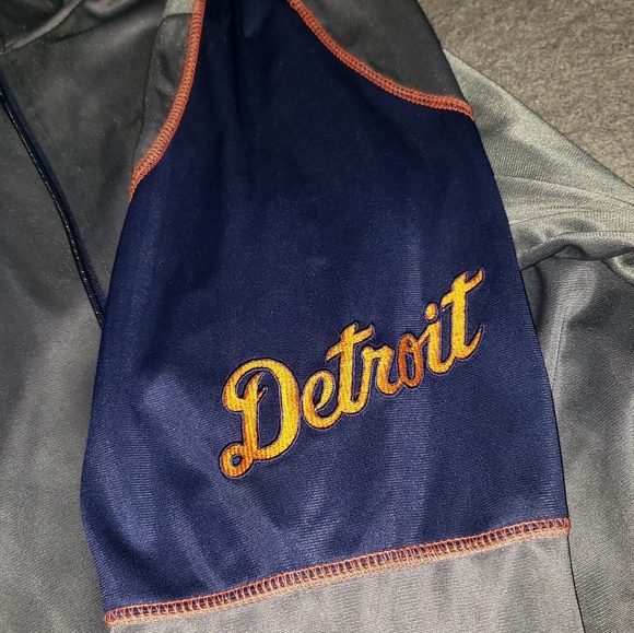 Detroit Tigers jacket - Picture 2 of 3